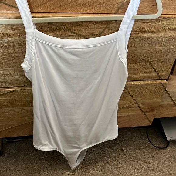 Clyque Genelle bodysuit - NWT - Picture 3 of 5